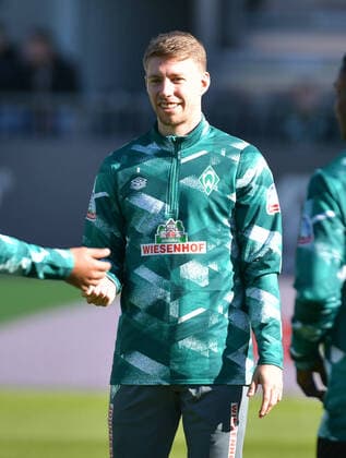24 10 2021, xblx, Fussball 2 Bundesliga, SV Sandhausen SV Werder Bremen emspor, v l Mitchell Weiser SV Werder Bremen DFL DFB REGULATIONS PROHIBIT ANY USE OF PHOTOGRAPHS as IMAGE SEQUENCES and or QUASI VIDEO Sandhausen