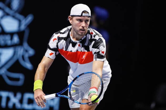 ATP, Tennis Herren St. Petersburg Open 2021 International Tennis Tournament James Duckworth of Australia serves the ball to Jan-Lennard Struff of Germany during the men s singles Round of 32 tennis match of the ATP 250 St. Petersburg Open 2021 International Tennis Tournament at the Sibur Arena on October 25, 2021 in Saint Petersburg, Russia. Saint Petersburg Russia  Copyright: xMikexKireevx kireev-notitle211025_npQPP