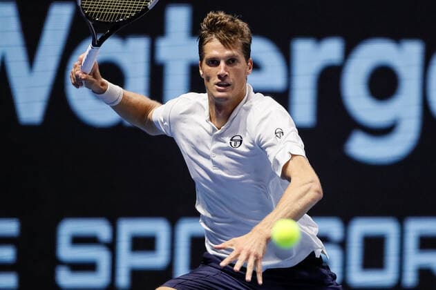 ATP, Tennis Herren St. Petersburg Open 2021 International Tennis Tournament Nino Serdarusic of Croatia returns the ball to Sebastian Korda of United States during the men s singles Round of 32 tennis match of the ATP 250 St. Petersburg Open 2021 International Tennis Tournament at the Sibur Arena on October 25, 2021 in Saint Petersburg, Russia. Saint Petersburg Russia  Copyright: xMikexKireevx kireev-notitle211025_npIdP