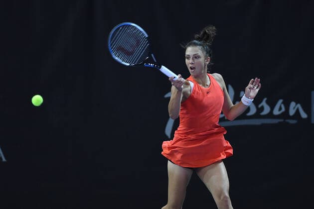 Day four of Transylvania Open and second day without public due to Covid 19. WTA, Tennis Damen competition taking place in BT Arena, Cluj-Napoca, Romania between 23-21 October 2021 Jaquelin Cristian in action during the match against Kaja Juvan in Cluj-Napoca Transylvania Open. BT Arena, 26 October 2021 Cluj-Napoca Cluj Romania Copyright: xAncaxTepeix