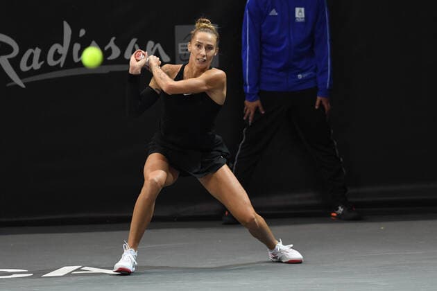 Day four of Transylvania Open and second day without public due to Covid 19. WTA, Tennis Damen competition taking place in BT Arena, Cluj-Napoca, Romania between 23-21 October 2021 Polona Hercog in action during her match against Emma Raducanu on the fourth day of Transylvania Open in BT Arena, Cluj-Napoca, Romania, 26 October 2021 Cluj-Napoca Cluj Romania Copyright: xAncaxTepeix