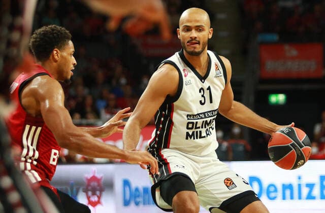 21 Augustine Rubit FCBB red vs 31 Shavon Shields Olimpia Milano Basketball EuroLeague FC Bayern Muenchen vs Olimpia Milano at Audi Dome on 26 10 2021, PHOTO Mladen Lackovic LakoPress.