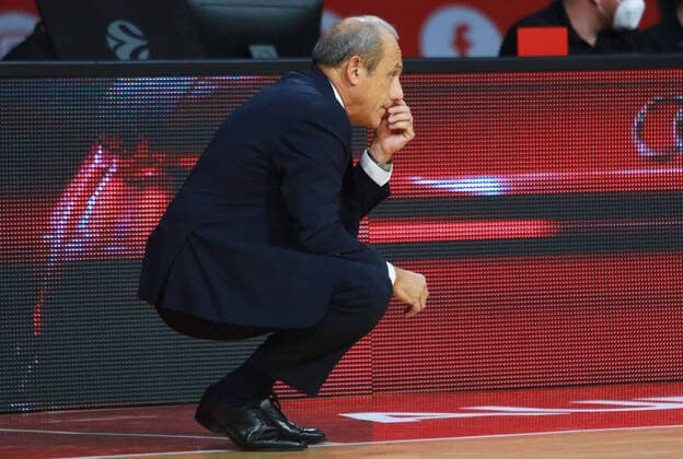 Coach Ettore Messina Olimpia Milano down, helpless, frustrated, dejected, Basketball EuroLeague FC Bayern Muenchen vs Olimpia Milano at Audi Dome on 26 10 2021, PHOTO Mladen Lackovic LakoPress
