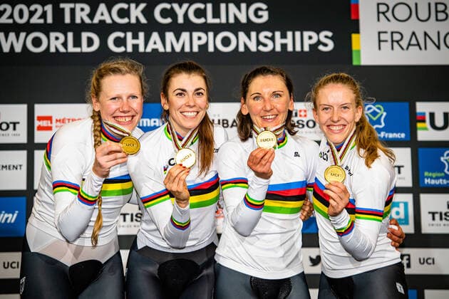 Germany UCI Track Cycling World Championships Roubaix 2021 KRÖGER Mieke SÜßEMILCH Laura BRENNAUER Lisa BRAUßE Franziska Winner First Place Award Ceremony Medal Ceremony Podium Landscape Event UCI Track Cycling World Championships 2021 Roubaix Stab Velodrome Category Category Cycling Track Cycling World Championships Elite Women Location Place Europe France Roubaix Stab Velodrome Discipline Team Pursuit Distance 4000 m Date Date 21 10 2021 Thursday Day 2
