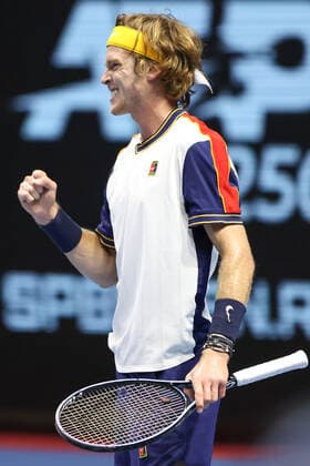 ST PETERSBURG, RUSSIA - OCTOBER 27, 2021: Russia s Andrey Rublev reacts in his singles Round of 16 tennis match against Belarus Ilya Ivashka at the St Petersburg Open 2021 international tournament held at Sibur Arena as part of the ATP, Tennis Herren World Tour 250 series. Peter Kovalev TASS  TS115F0F
