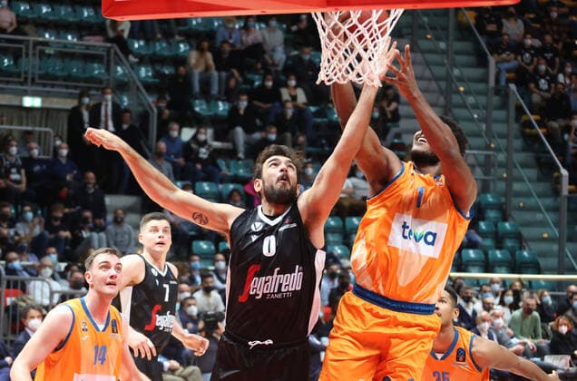 Amedeo Tessitori (Segafredo Virtus Bologna)during the Eurocup tournament match Segafredo Virtus Bologna Vs. Ratiopharm Ulm at the Paladozza sports palace - Bologna, October 27, 2021  Copyright: xMichelexNuccix xIPAx xx 0