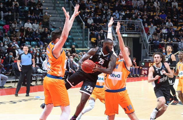 Jakarr Sampson (Segafredo Virtus Bologna) during the Eurocup tournament match Segafredo Virtus Bologna Vs. Ratiopharm Ulm at the Paladozza sports palace - Bologna, October 27, 2021  Copyright: xMichelexNuccix xIPAx xx 0