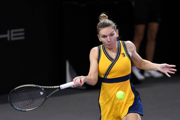 Day five of WTA, Tennis Damen 250 Transylvania Open Tour with restrictions due to Covid 19. WTA competition taking place in BT Arena, Cluj-Napoca, Romania between 27 October 2021 Portrait of Simona Halep, in action - waiting for the ball during her match against Gabriela Ruse on the fifth day of the Transylvania Open WTA250 - 27 October 2021 Cluj-Napoca Cluj Romania Copyright: xAncaxTepeix
