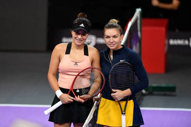 Day five of WTA, Tennis Damen 250 Transylvania Open Tour with restrictions due to Covid 19. WTA competition taking place in BT Arena, Cluj-Napoca, Romania between 27 October 2021 Portraits of Simona Halep and Gabriela Ruse before their match start on the fifth day of WTA 250 Transylvania Open Tour held in BT Arena, Cluj-Napoca. 27October 2021 Cluj-Napoca Cluj Romania Copyright: xAncaxTepeix