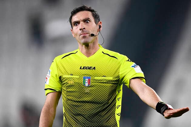Bilder des Jahres 2021, Sport 10 Oktober Sport Themen der Woche KW43 Juventus FC v US Sassuolo - Serie A Referee Juan Luca Sacchi looks on during the Serie A football match between Juventus FC and US Sassuolo. Turin Italy Copyright: xNicolòxCampox
