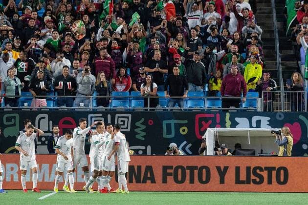 Mexico s players celebrate after scoring against Ecuador, during a friendly soccer match at the Bank of America Stadium in Charlotte, North Carolina, USA, 27 October 2021. Mexico - Ecuador !ACHTUNG: NUR REDAKTIONELLE NUTZUNG! Copyright: xScottxKinserx AME2533 20211028-02f6f4446d908a98c7a37e54d1d5fafa2577fd61