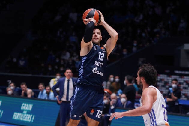 October 27, 2021, Saint Petersburg, Russia: Billy Baron (No.12) of Zenit seen in action during the Turkish Airlines Euroleague basketball match between Zenit Saint Petersburg and Real Madrid at Sibur Arena in Saint Petersburg. Saint Petersburg Russia - ZUMAs197 20211027_zaa_s197_397 Copyright: xMaksimxKonstantinovx