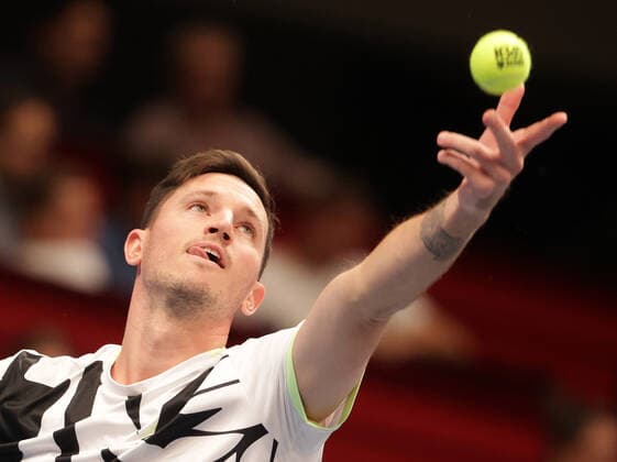 TENNIS - ATP, Tennis Herren Erste Bank Open VIENNA,AUSTRIA,28.OCT.21 - TENNIS - ATP World Tour, Erste Bank Open. Image shows Dennis Novak (AUT).  GEPAxpictures xWalterxLuger