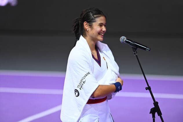 Cluj-Napoca, ROMANIA 28th Oct Emma Raducanu is interviewed after her second round match against Ana Bogdan  Copyright: xRaedxKrishanx
