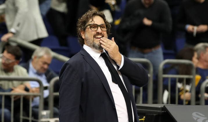 Coach Andrea Trinchieri action upper body upper body sports basketball EuroLeague men season 2021 2022 28 10 2021 ALBA Berlin vs FC Bayern Munich