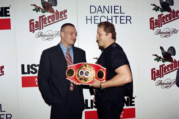 09.12.95 Boxen Schulz - Botha Deutschland, Stuttgart, 09.12.1995, Boxen, Schulz - Botha: v.l. Axel Schulz, Francois Botha. *** 09 12 95 Boxing Schulz Botha Germany, Stuttgart, 09 12 1995, Boxing, Schulz Botha v l Axel Schulz, Francois Botha