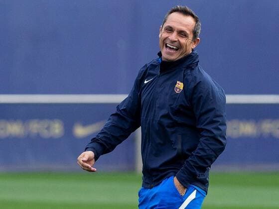 Barcelona s FC new head coach after Ronald Koeman s dismissal, Sergi Barjuan, during the team s training session held at Joan Gamper sports city in Barcelona, Spain, 29 October 2021. Barcelona FC training session !ACHTUNG: NUR REDAKTIONELLE NUTZUNG!  Copyright: xEnricxFontcubertax GRAFCAT9106 20211029-e73ed7750770e476c6f7532068bd0061110c7ba9