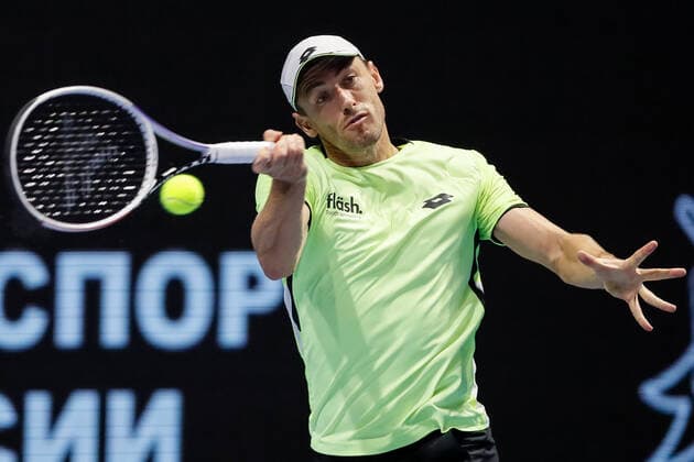 ATP, Tennis Herren St. Petersburg Open 2021 International Tennis Tournament John Millman of Australia returns the ball to Taylor Fritz of United States during the men s singles quarterfinal tennis match of the ATP 250 St. Petersburg Open 2021 International Tennis Tournament at the Sibur Arena on October 29, 2021 in Saint Petersburg, Russia. Saint Petersburg Russia  Copyright: xMikexKireevx kireev-notitle211029_npVW8