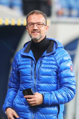29 10 2021, xtvx, Football 1 Bundesliga, TSG 1899 Hoffenheim Hertha BSC Berlin emspor, v l Managing Director Sport Fredi Bobic Hertha BSC Berlin p DFL DFB REGULATES PROHIBIT ANY USE OF PHOTOGRAPHS as IMAGE SEQUENCES and or QUASI VIDEO Sinsheim