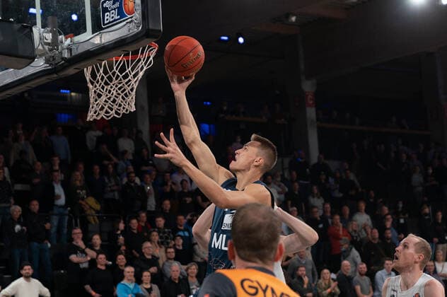 easyCredit Basketball Bundesliga, Hamburg, 29 10 2021 easyCredit Basketball Bundesliga, Hamburg Towers vs MLP Academics Heidelberg, Niklas Wuerzner 2 MLP Academics Heidelberg Copyright: xBEAUTIFULxSPORTS Mohwinkelx