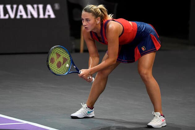 WTA, Tennis Damen 250 Tennis: Transylvania Open Marta Kostyuk ÐœÐ°ÑÄÑ‚Ð° ÐžÐ»ÐµÐ³Ñ–Ð²Ð½Ð° in action - waiting for the ball during her game against Emma Raducanu on day seven of Transylvania Open, WTA 250 Tour held in BT Arena Cluj-Napoca, 29 October 2021 Cluj-Napoca Romania  Copyright: xFlaviuxBuboix buboi-notitle211029_np8j2