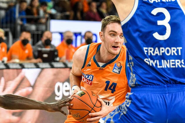 GER, BBL, ratiopharm Ulm vs Fraport Skyliners 30 10 2021, ratiopharm arena, New Ulm, GER, BBL, ratiopharm Ulm vs Fraport Skyliners, pictured Philipp Herkenhoff Ulm, 14. nordphotoxGmbHx xHafner nph00200