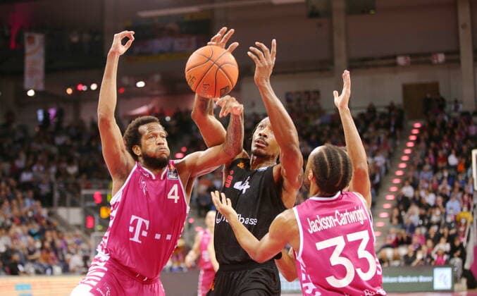 Telekom Baskets Bonn vs NINERS Chemnitz easyCredit BBL 1 Bundesliga , Season 2021 2022 , Main Round Matchday 6