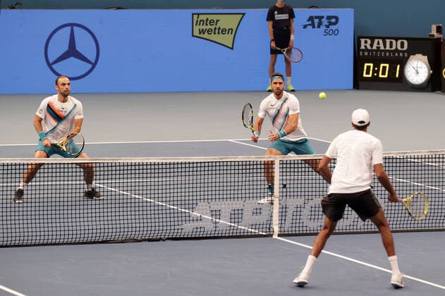 TENNIS - ATP, Tennis Herren Erste Bank Open VIENNA,AUSTRIA,31.OCT.21 - TENNIS - ATP World Tour, Erste Bank Open, final. Image shows Juan Sebastian Cabal and Robert Farah (COL).  GEPAxpictures xWalterxLuger