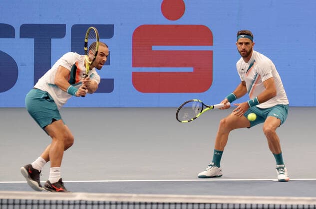 TENNIS - ATP, Tennis Herren Erste Bank Open VIENNA,AUSTRIA,31.OCT.21 - TENNIS - ATP World Tour, Erste Bank Open, final. Image shows Juan Sebastian Cabal and Robert Farah (COL).  GEPAxpictures xWalterxLuger