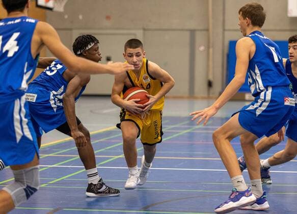 Alexis Boutaris Young Tigers Tuebingen, 4 ¨¨Young Tigers Tuebingen vs PS Karlsruhe Lions, basketball, youth basketball Bundesliga, JBBL, preliminary round group 7, matchday 5, season 2021 2022, 31 10 2021, ¨¨ Young Tigers Tuebingen PS Karlsruhe Lions, basketball, youth Bundesliga, youth basketball Bundeslige, matchday 5, season 2021 2022, 31 10 2021 Tuebingen. Copyright: xDennisxDuddek xEibnerxPressefotox EP_DDK