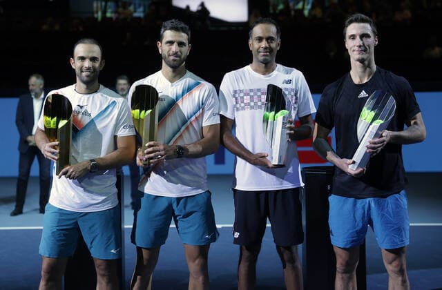 TENNIS - ATP, Tennis Herren Erste Bank Open VIENNA,AUSTRIA,31.OCT.21 - TENNIS - ATP World Tour, Erste Bank Open, final. Image shows Juan Sebastian Cabal, Robert Farah (COL), Rajeev Ram (USA) and Joe Salisbury (GBR). Keywords: trophy.  GEPAxpictures xWalterxLuger