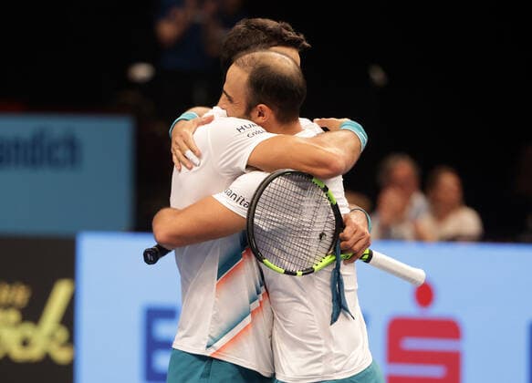 TENNIS - ATP, Tennis Herren Erste Bank Open VIENNA,AUSTRIA,31.OCT.21 - TENNIS - ATP World Tour, Erste Bank Open, final. Image shows the rejoicing of Robert Farah and Juan Sebastian Cabal (COL).  GEPAxpictures xWalterxLuger