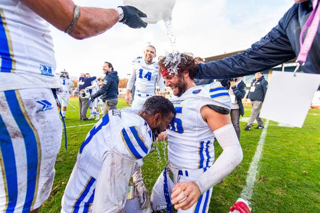 211031 Italys Giuseppe Della Vecchia and Giovanni Caccialupi cheer after the European Championship final in American football between Sweden and Italy on October 31, 2021 in Malmö,  Copyright: NICLASxJÖNSSON BB211031NO037