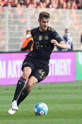 DEU, DFL, 1 FBL, 1 FC Union vs Bayern Muenchen, 30 10 2021, Stadion Alte Foersterei, Berlin, DEU, DFL, 1 FBL, 1 FC Union vs Bayern Muenchen, pictured Josip Stanisic FC Bayern Muenchen 44 nordphotoxGmbHx xEngler nph00076