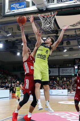 6 Matchday of the easyCredit BBL Basketball Bundesliga at Oberfrankenhalle in Bayreuth Season 2021 2022 Medi Bayreuth vs FC Bayern München Kevin Wohlrath Medi Bayreuth 6 right Nihad Dedovic FC Bayern München14 left
