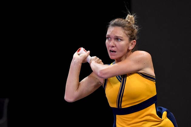 Finals day at WTA, Tennis Damen 250 Transylvania Open Tour with restrictions due to Covid 19. WTA competition taking place in BT Arena, Cluj-Napoca, Romania 31 October 2021 Portrait of Simona Halep in action preparing to receive the ball during her match in Transylvania Open Finals against Anett Kontaveit in BT Arena Cluj-Napoca 31 October 2021 Cluj-Napoca Cluj Romania Copyright: xAncaxTepeix