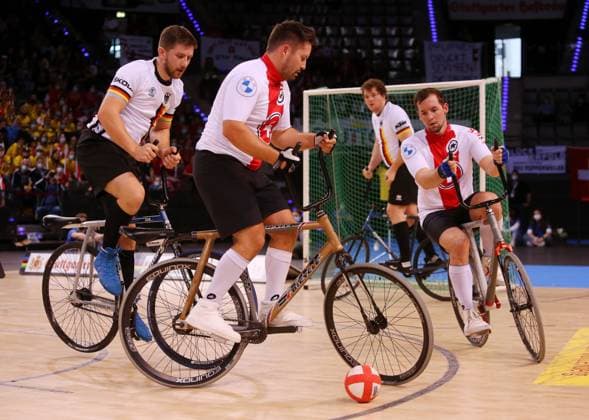 BAU 31 10 2021 Stuttgart Indoor Cycling World Championships 2021, Cycling final Germany vs Switzerland, f l , Bernd Mlady GER , Severin Waibel Switzerland , Gerhard Mlady GER , Benjamin Waibel Switzerland