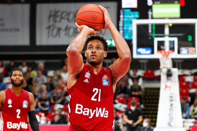 6 Matchday of the easyCredit BBL Basketball Bundesliga at Oberfrankenhalle in Bayreuth Season 2021 2022 Medi Bayreuth vs FC Bayern München Augustine Rubit FC Bayern München 21