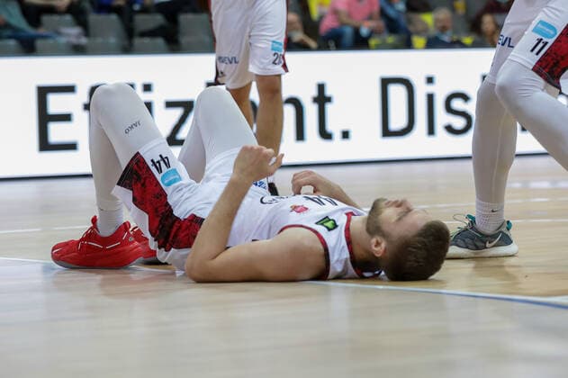 Marko Bacak Giants TSV Bayer 04 Leverkusen, 44 Giants TSV Bayer 04 Leverkusen vs Itzehoe Eagles, Basketball,2 Liga,7 Spieltag, Spielzeit 2021 2022, 31 10 2021, Giants TSV Bayer 04 Leverkusen vs Itzehoe Eagles, Basketball,2 Liga,7 Spieltag, Spielzeit 2021 2022, 31 10 2021 Leverkusen Copyright: xEibner-Pressefoto SaraxRoustax EP_SRA