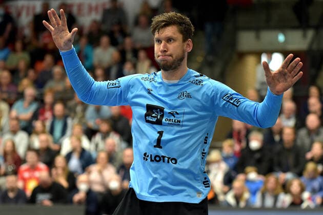 30 10 2021 pmk NE162373 Handball Men Bundesliga Season 2021 2022 Merkur Arena Luebbecke Corona Matchday TuS N Luebbecke THW Kiel Niklas LANDIN JACOBSEN 01 Goalkeeper Kiel