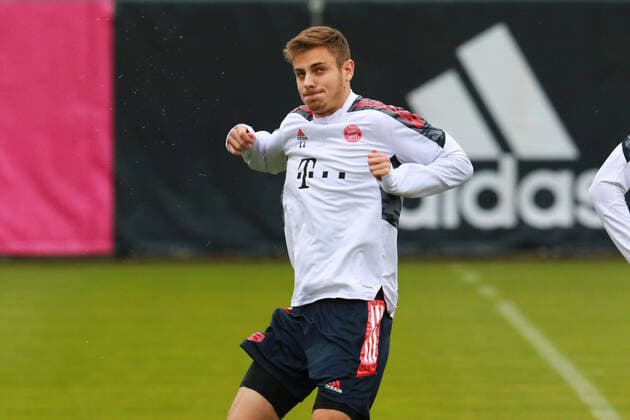 Josip Stanisic, Football Champions League FC Bayern Muenchen Final training before the home match against Benfica Lisbon 01 11 2021 Training ground, Saebenerstr PHOTO Mladen Lackovic LakoPress