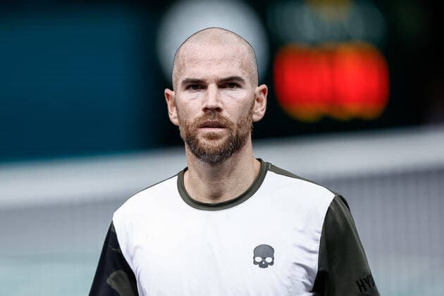 Adrian MANNARINO (FRA) TENNIS : Rolex Paris Masters - Jour 1 - 01 11 2021 AurelienMorissard Panoramic 