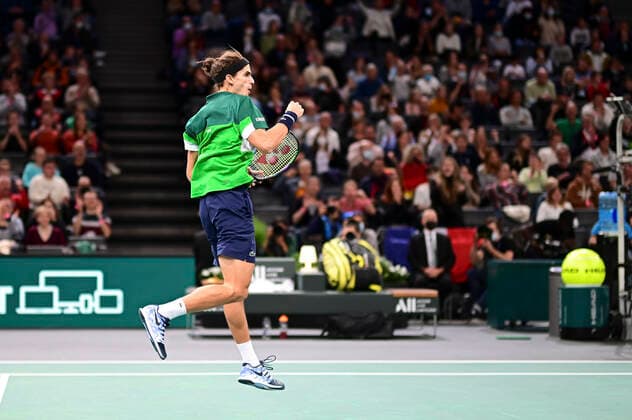 joie de Pierre Hugues Herbert (Fra) TENNIS : Rolex Paris Masters 2021 - Paris - 02 11 2021 JBAutissier Panoramic 
