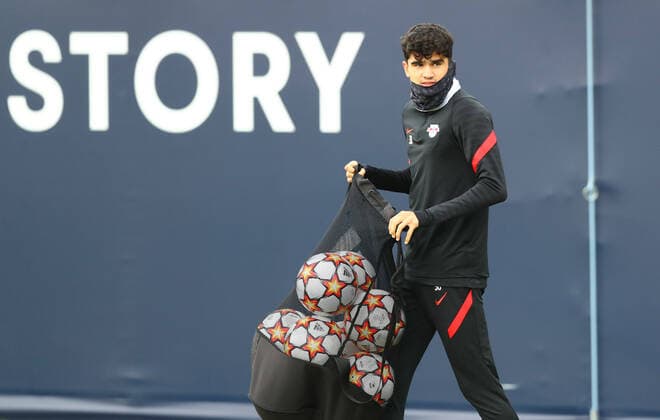 Champions League RB Leipzig training 02 11 2021 Leipzig, 02 11 2021, RBL training centre, Champions League , RasenBallsport Leipzig, final training session the day before RB Leipzig v Paris St Germain , Pictured Hugo Novoa 38, RB Leipzig , Picture Point