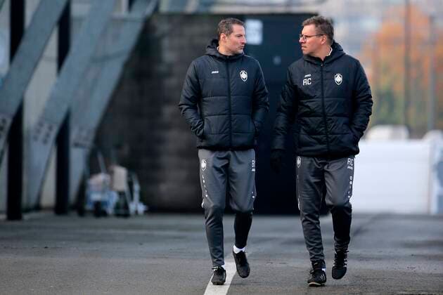 ANTWERPEN, BELGIUM - NOVEMBER 03 : Brian Priske head coach of Antwerp FC and Rudi Cossey assistant coach of Antwerp FC pictured during a training session of Antwerp ahead of the UEFA Europa League Group stage - Group D match against Fenerbahce on November 3, 2021 in Antwerpen, Belgium, 3 11 2021 ( Antwerp v Fenerbahce - Media activities 3 11 2021 - UEFA Europa League PhotoNews Panoramic 