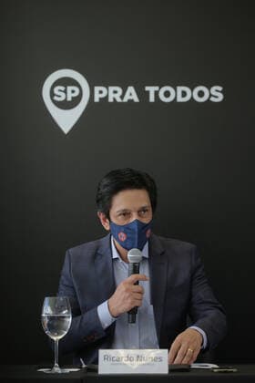 November 3, 2021, Sao Paulo, Sao Paulo, Brazil: The mayor of Sao Paulo, RICARDO NUNES, takes part in the Sao Paulo Formula 1 Grand Prix 2021 press conference, PK, Pressekonferenz at the Interlagos autodrome, on Wednesday (3) Sao Paulo Brazil - ZUMAl146 20211103_zaf_l146_010 Copyright: xPauloxLopesx