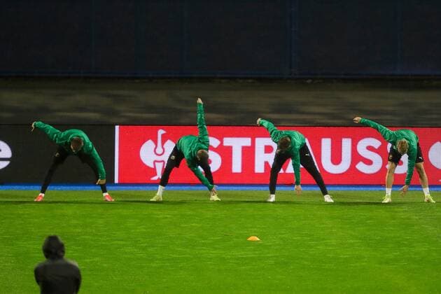SOCCER - UEFA EL, Dinamo vs Rapid ZAGREB,CROATIA,03.NOV.21 - SOCCER - UEFA Europa League, group stage, GNK Dinamo Zagreb vs SK Rapid Wien, preview, training Rapid. Image shows players of Rapid.  GEPAxpictures xPhilippxBrem