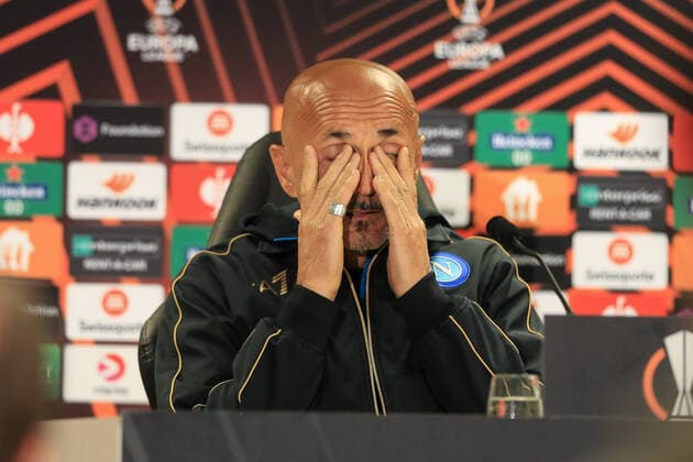 03.11.2021 Warszawa Pilka nozna Liga Europy 2021 2022 Konferencja prasowa SSC Napoli N z trener Luciano Spalletti Foto Adam Starszynski PressFocus 11.03.2021 Warsaw Football Europa League 2021 2022 press conference, PK, Pressekonferenz of SSC Napoli trener Luciano Spalletti Credit Adam Starszynski PressFocus NEWSPIX.PL --- Newspix.pl  20211103PF_AS018