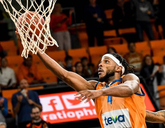 GER, EuroCup, ratiopharm ulm vs Umana Reyer Venice 03 11 2021, ratiopharm arena, Neu Ulm, GER, EuroCup, ratiopharm ulm vs Umana Reyer Venice, pictured Jaron Blossomgame Ulm, 4 goes to the basket nordphotoxGmbHx xHafner nph00200
