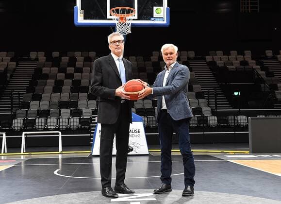04 11 2021 Basketball Press conference in the run-up to the international match between Germany and Estonia on 25 11 2021 at the Kia Metropol Arena in Nuremberg Gordon Herbert National coach Head coach Germany Armin Andres Vice-president DBB
